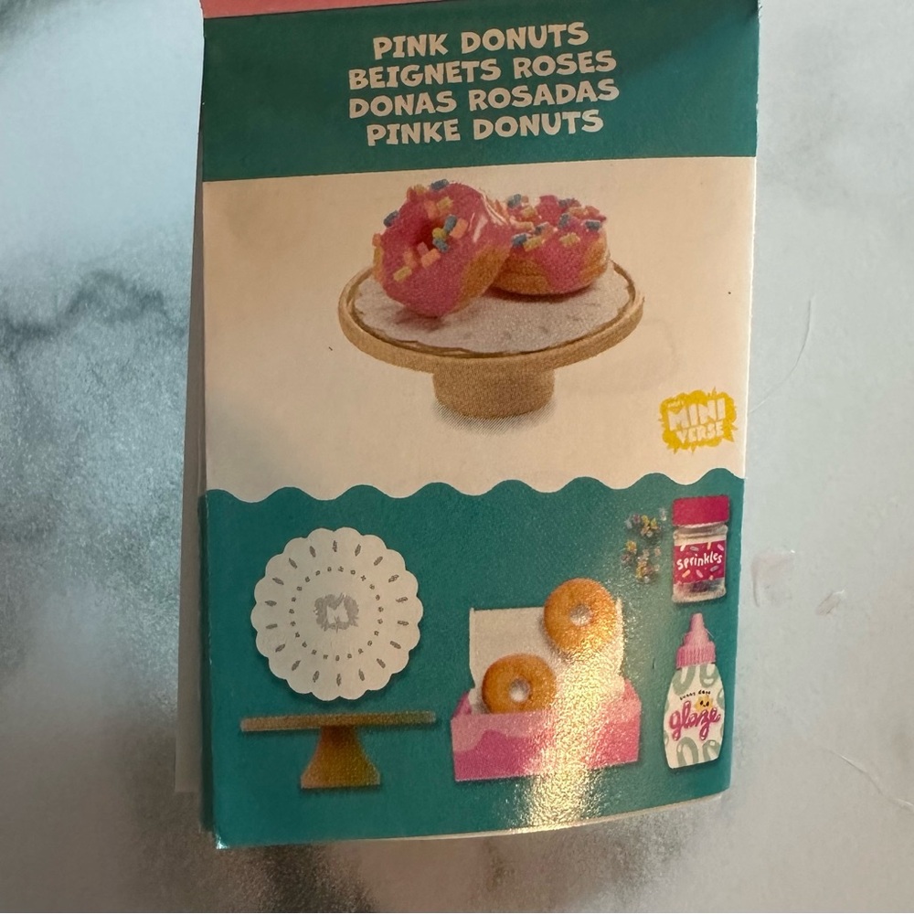 MGA Mini Verse Make it Mini Foods